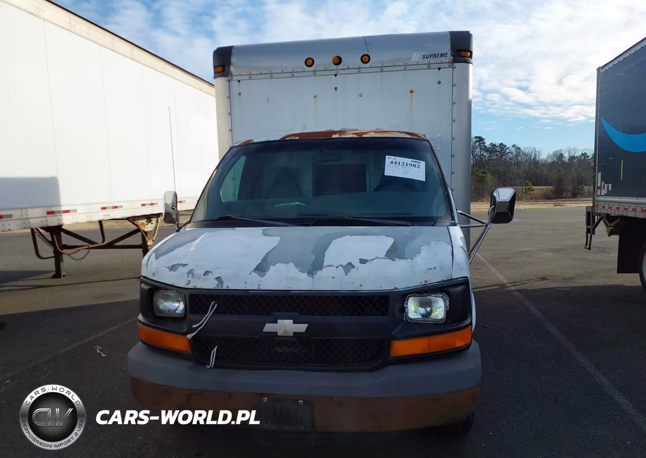 2003 Chevrolet Express Cutaway VIN:1GBHG31U131197250 - 11