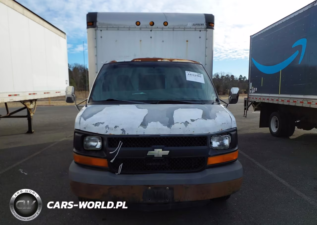 2003 Chevrolet Express Cutaway VIN:1GBHG31U131197250 - 12