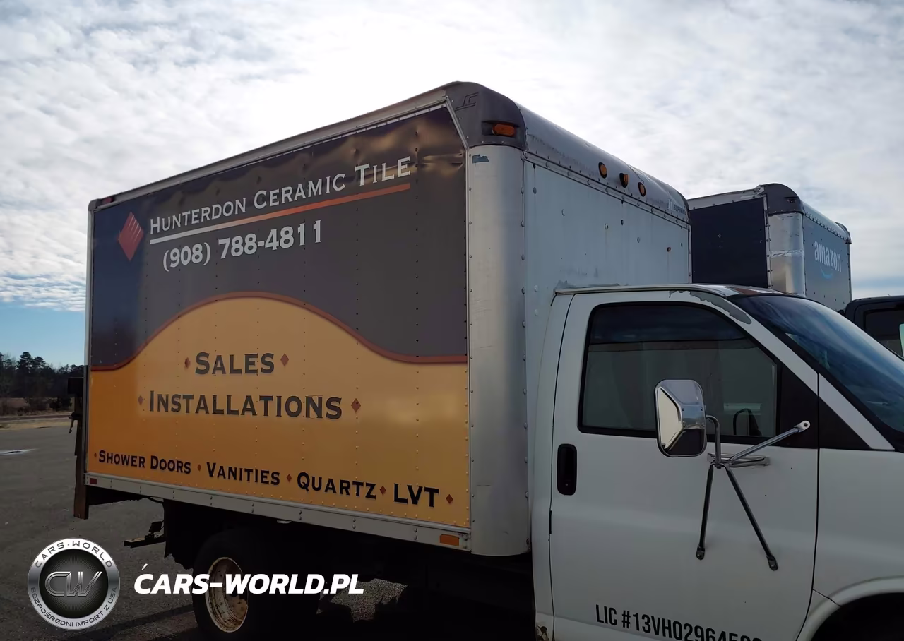2003 Chevrolet Express Cutaway VIN:1GBHG31U131197250 - 13