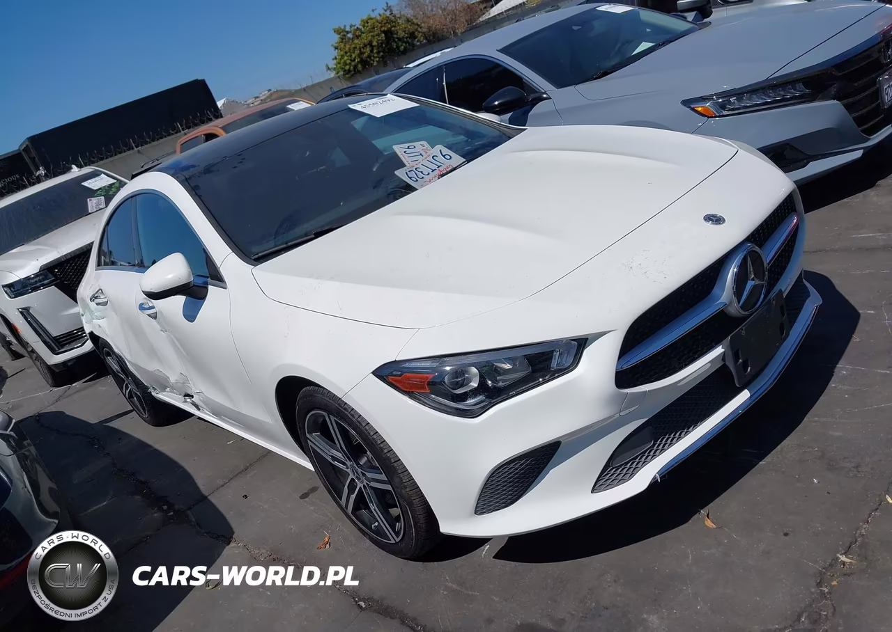 2021 Mercedes-Benz Cla 250 – zdjęcie 1 z 18