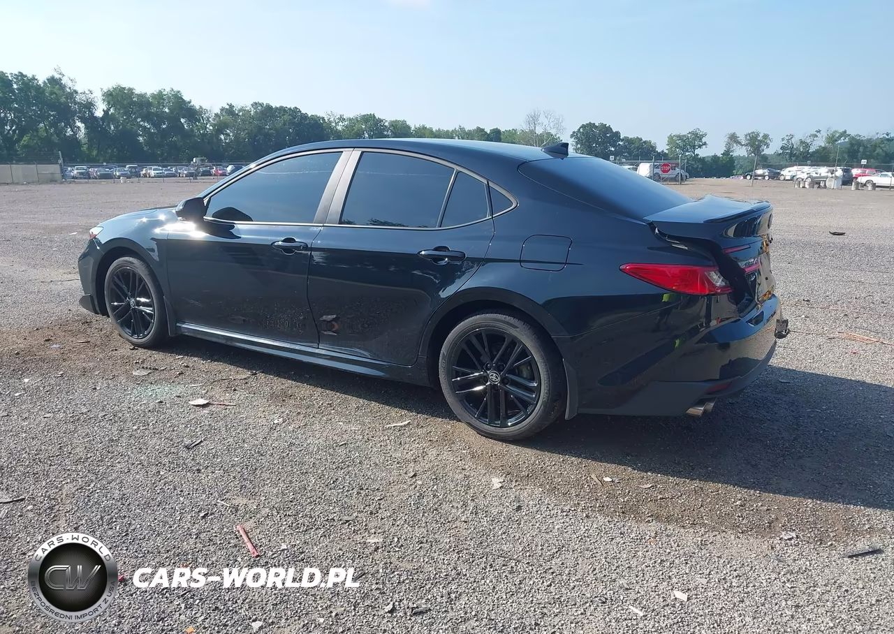 2025 Toyota Camry Se VIN:4T1DAACK7SU643177 - 3