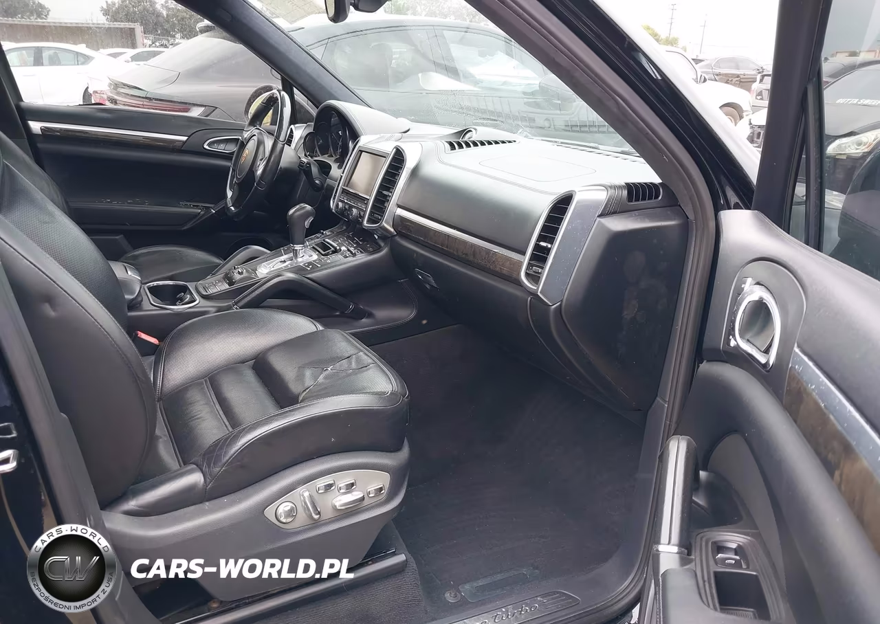 2012 Porsche Cayenne Turbo VIN:WP1AC2A25CLA84471 - 5