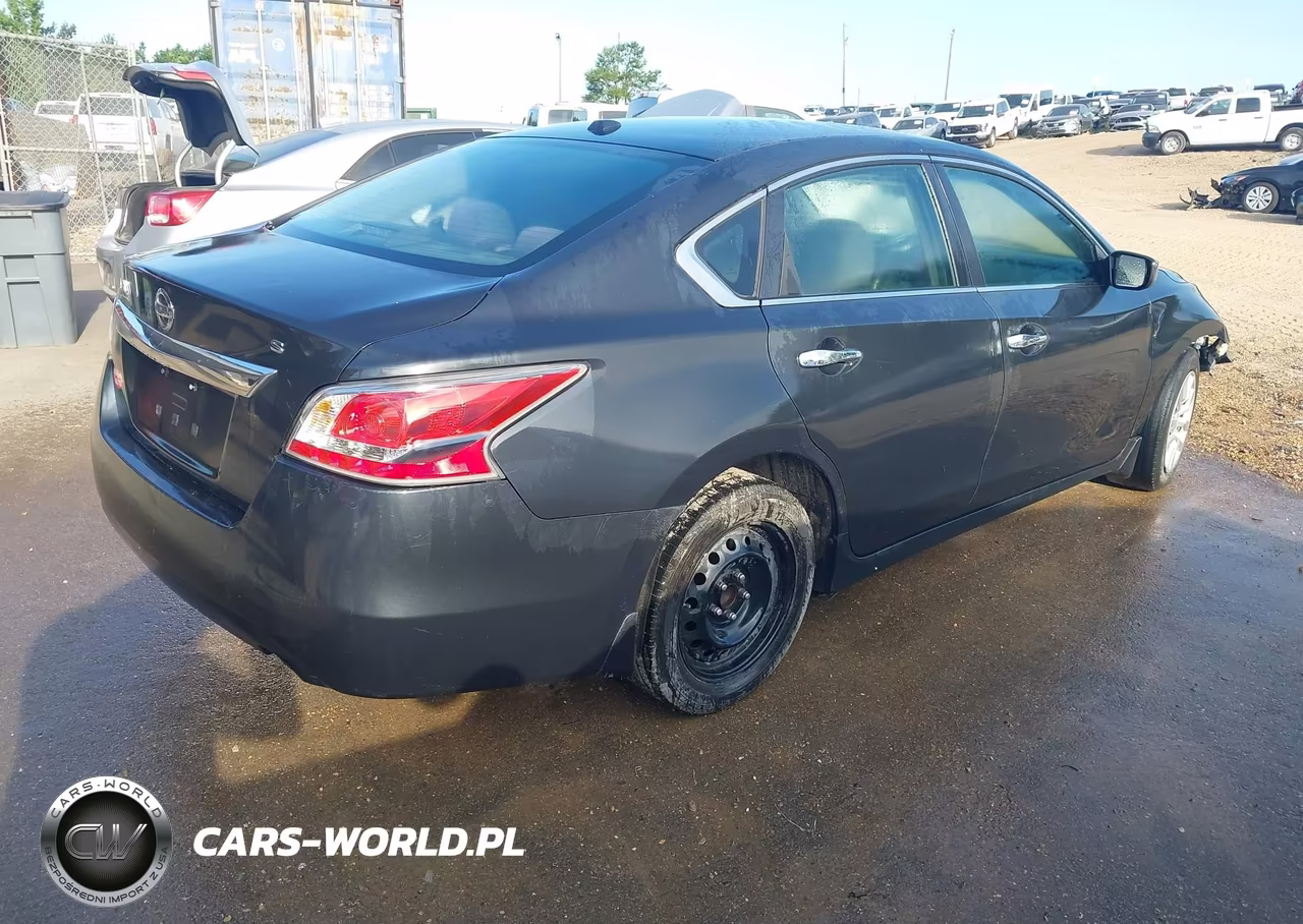 2015 Nissan Altima 2.5 S VIN:1N4AL3AP7FC169244 - 4