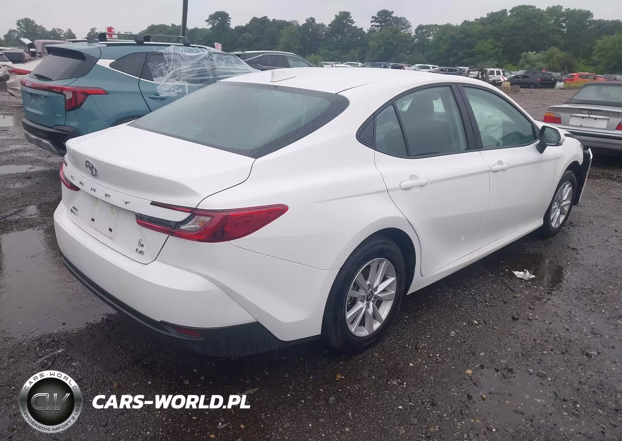 2026 Toyota Camry Le VIN:4T1DBADK5TU551322 - 4