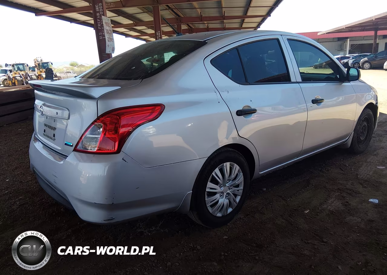 2015 Nissan Versa 1.6 S+ VIN:3N1CN7APXFL859582 - 4