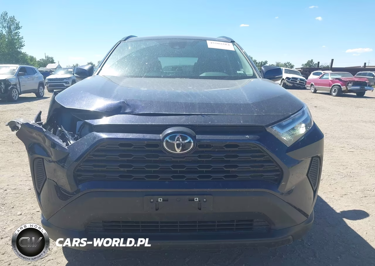 2025 Toyota Rav4 Xle VIN:2T3P1RFV2SW543030 - 13