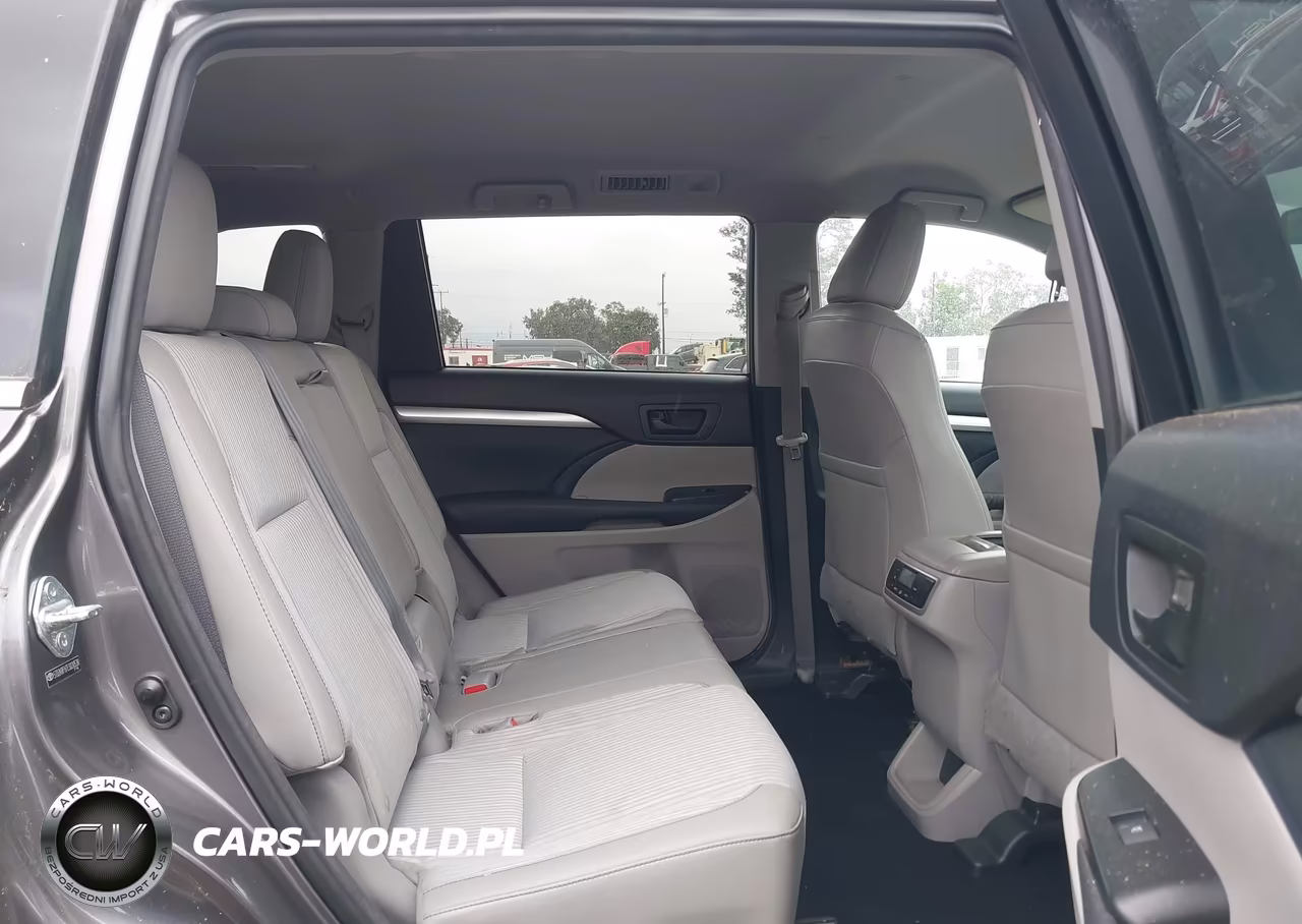 2014 Toyota Highlander Le Plus V6 VIN:5TDZKRFH7ES030538 - 8