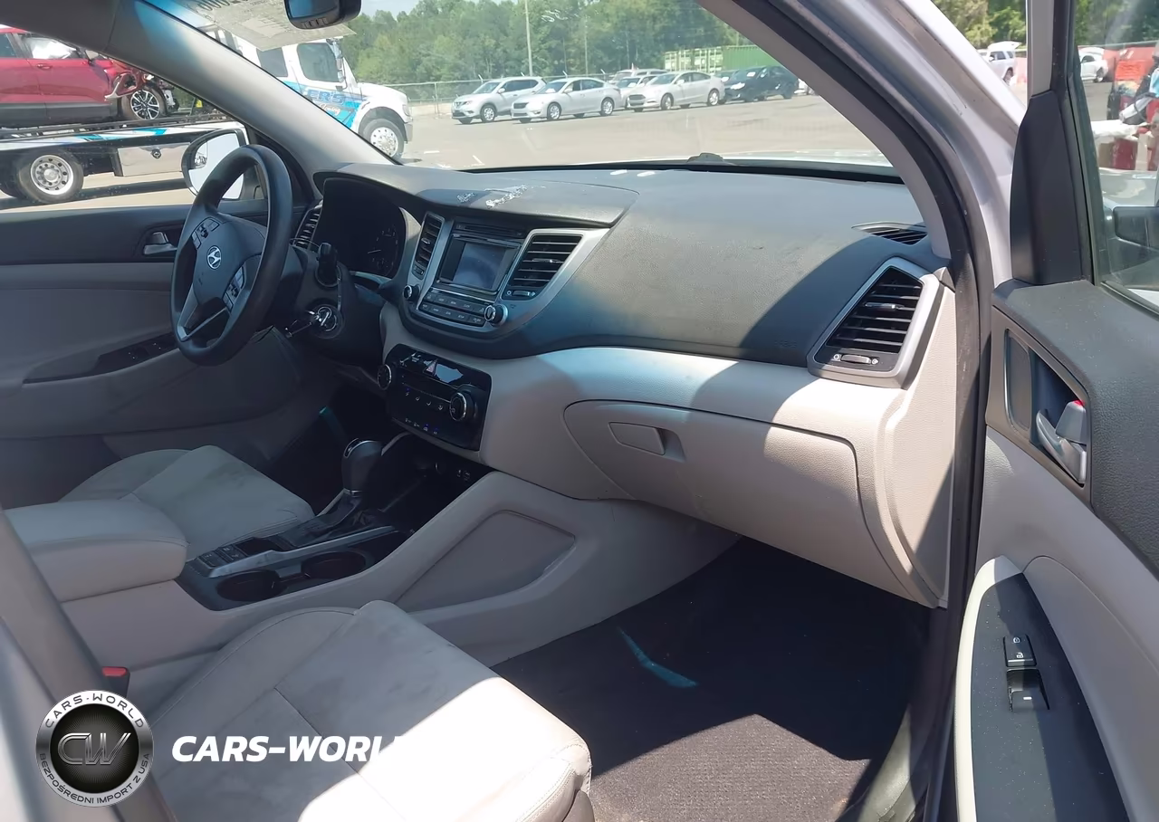2017 Hyundai Tucson Se VIN:KM8J3CA4XHU584065 - 5