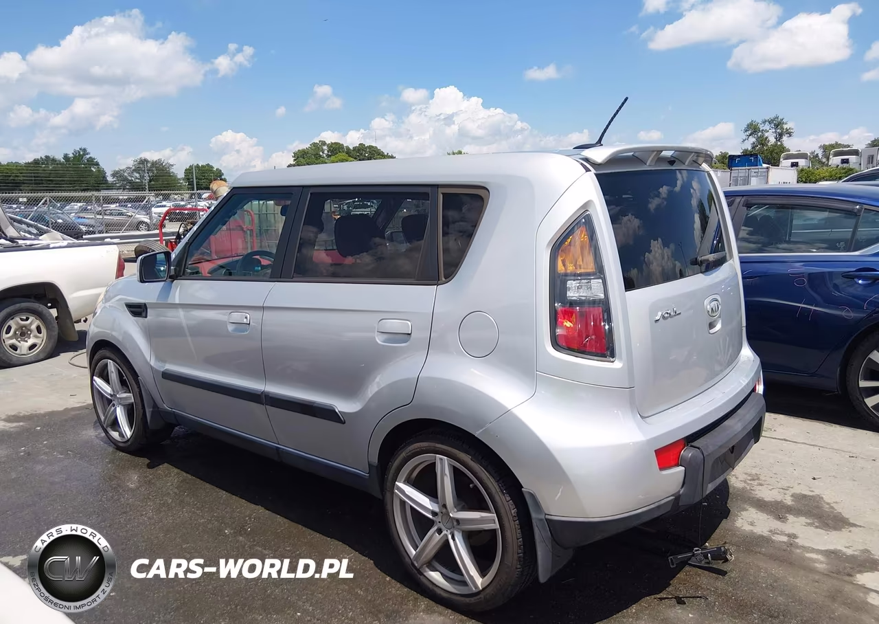 2010 Kia Soul Sport VIN:KNDJT2A26A7032824 - 14