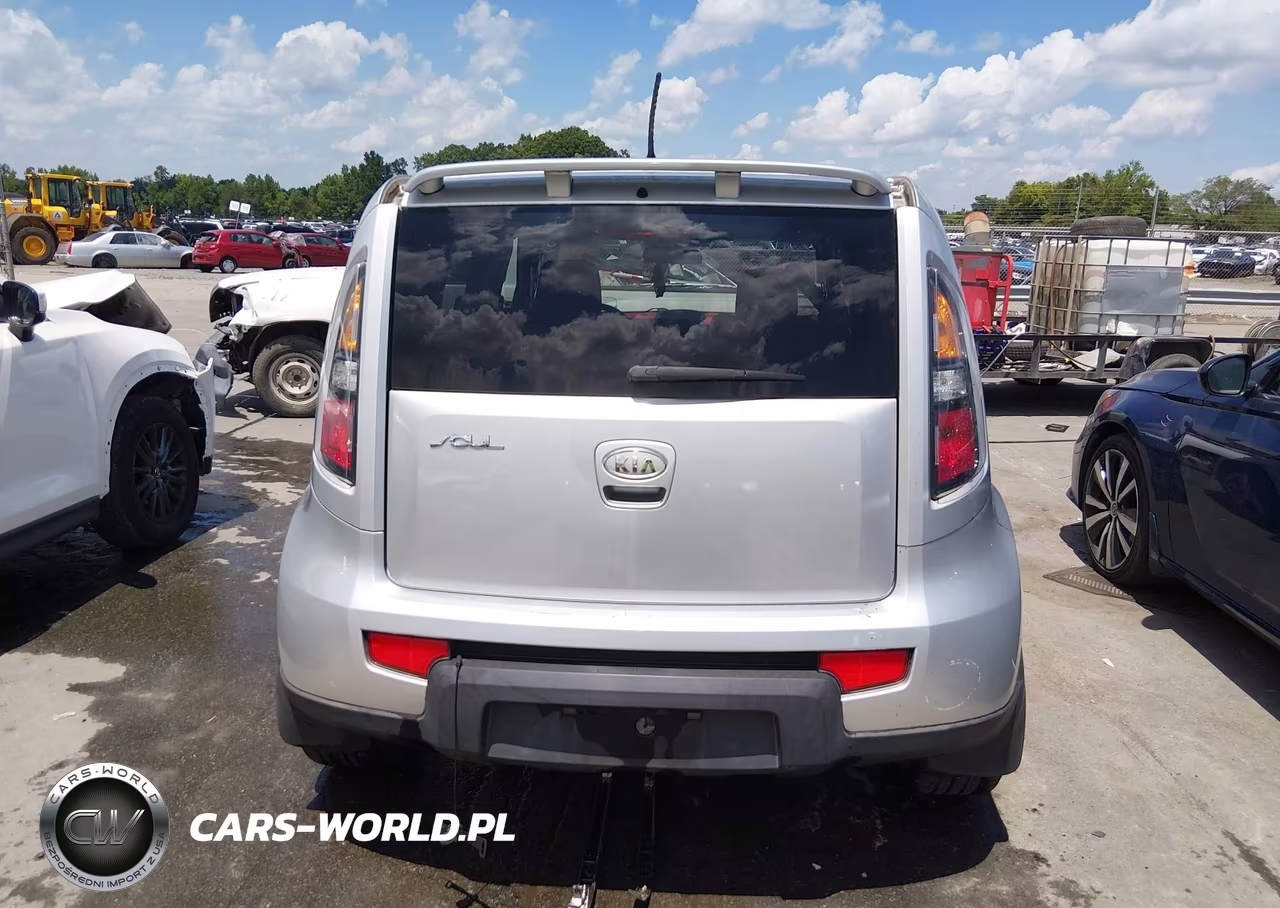 2010 Kia Soul Sport VIN:KNDJT2A26A7032824 - 16