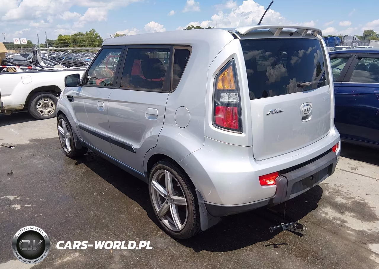 2010 Kia Soul Sport VIN:KNDJT2A26A7032824 - 3