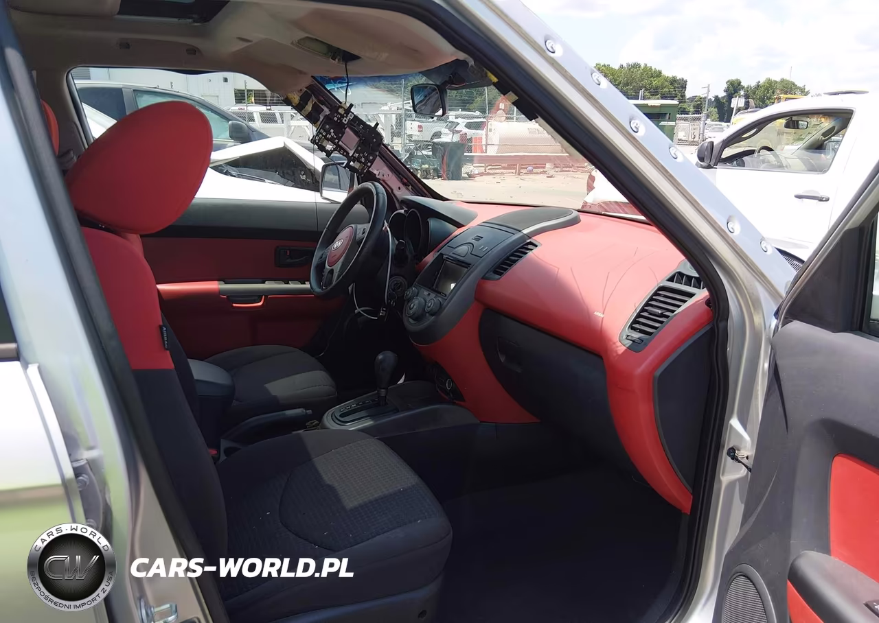 2010 Kia Soul Sport VIN:KNDJT2A26A7032824 - 5