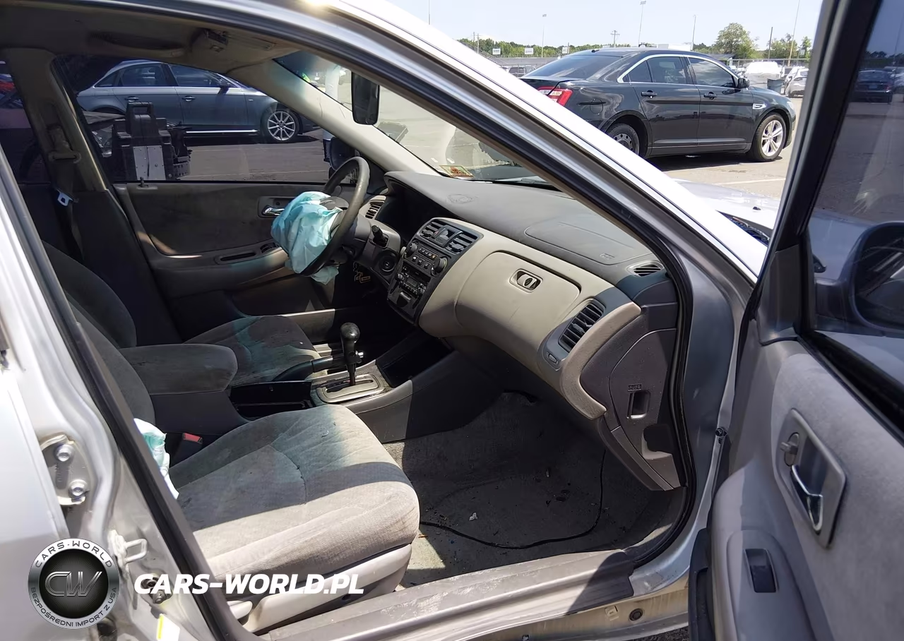 2001 Honda Accord 2.3 Lx VIN:1HGCG66591A059401 - 5