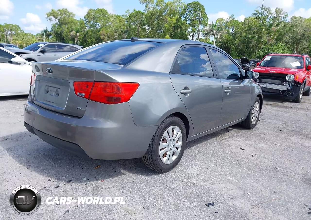 2012 Kia Forte Ex VIN:KNAFU4A28C5570581 - 4
