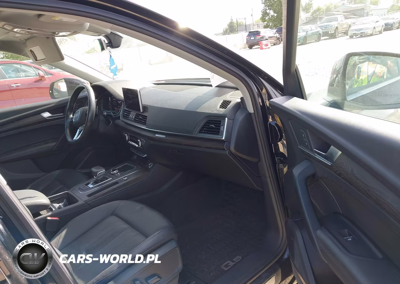 2019 Audi Q5 45 Premium VIN:WA1BNAFY2K2092906 - 5