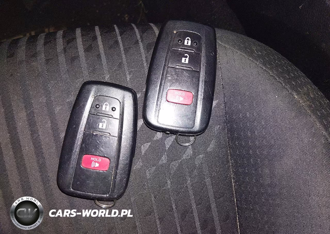 2017 Toyota Prius One VIN:JTDKBRFU6H3045116 - 11