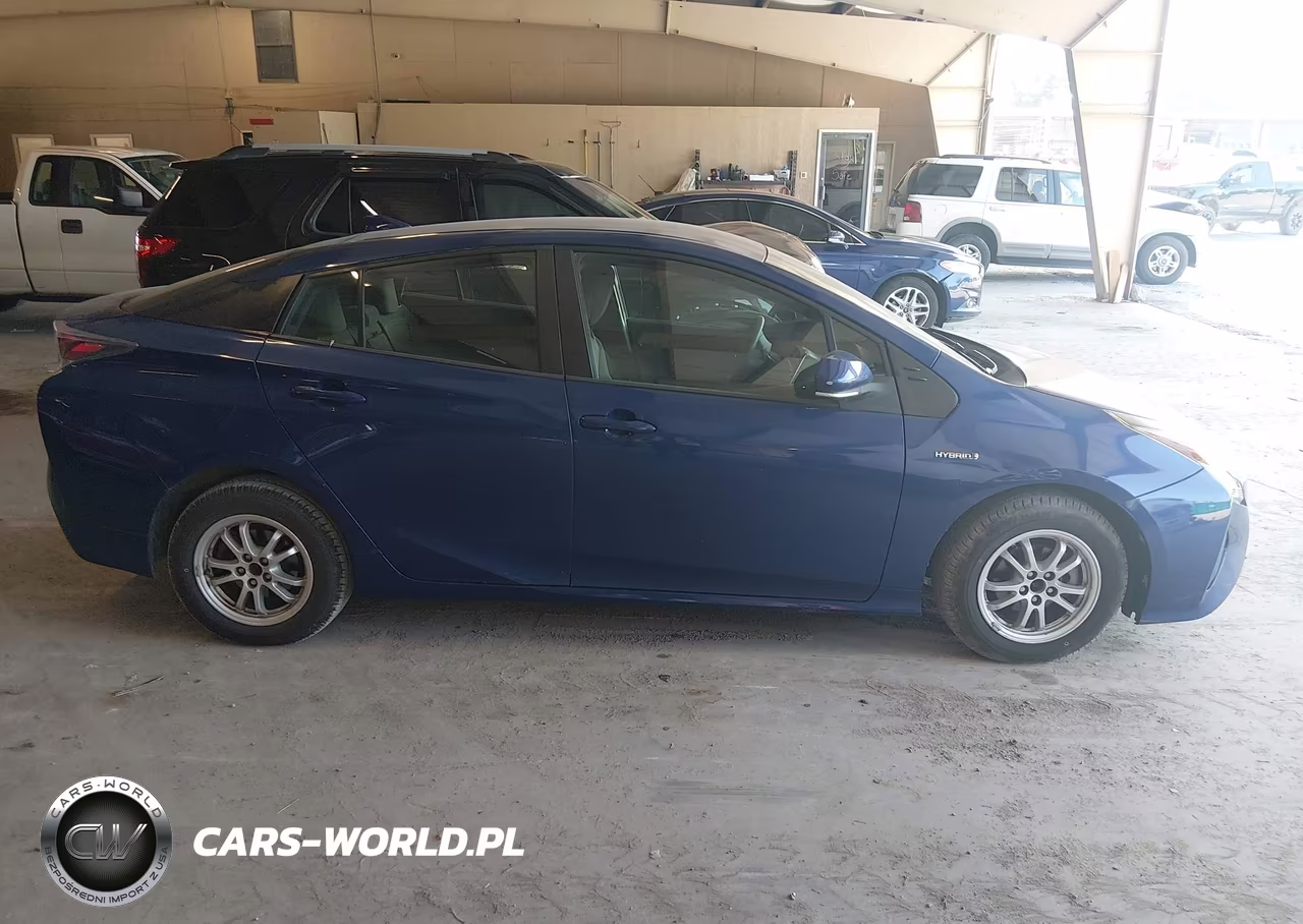2017 Toyota Prius One VIN:JTDKBRFU6H3045116 - 13