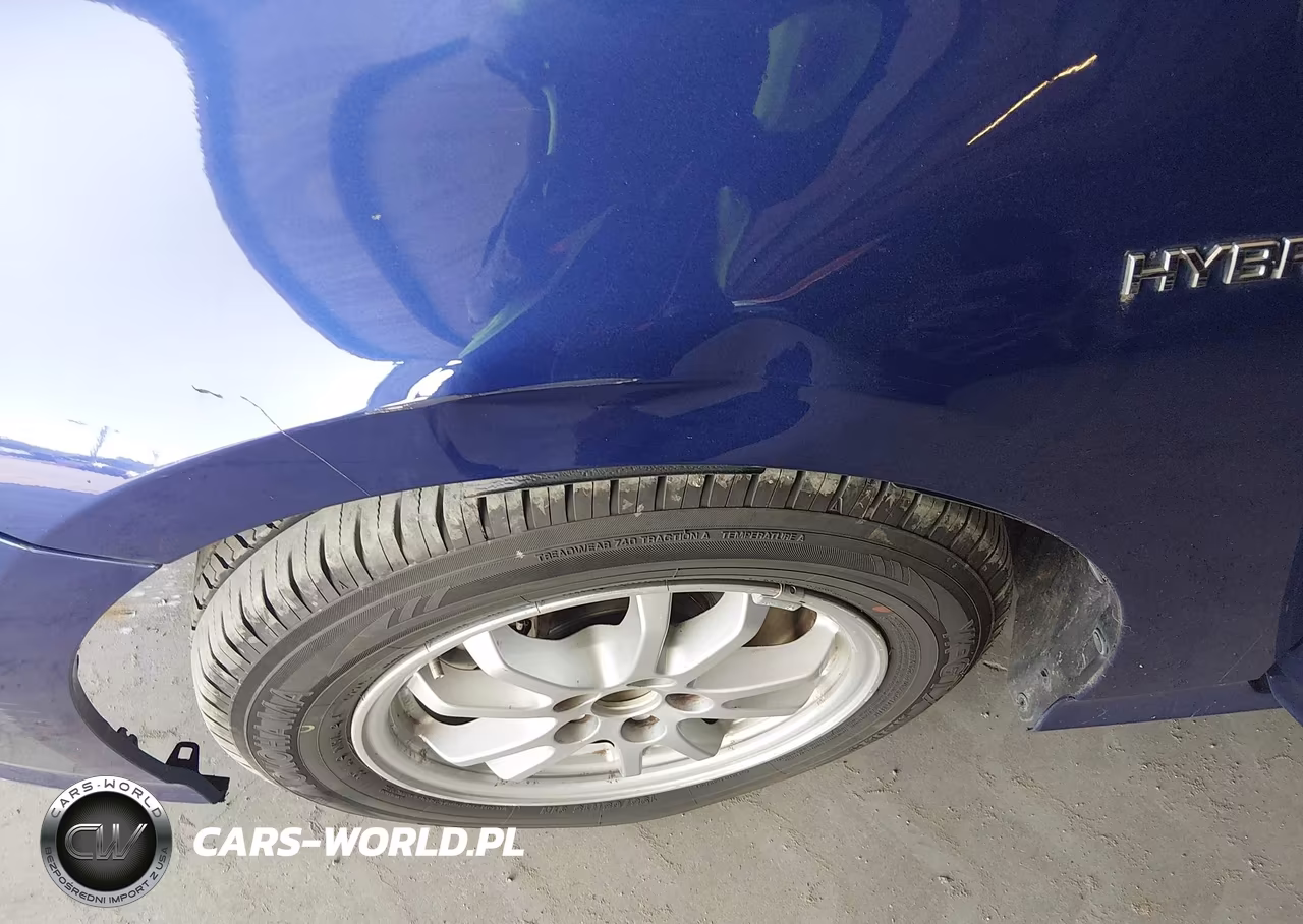 2017 Toyota Prius One VIN:JTDKBRFU6H3045116 - 6