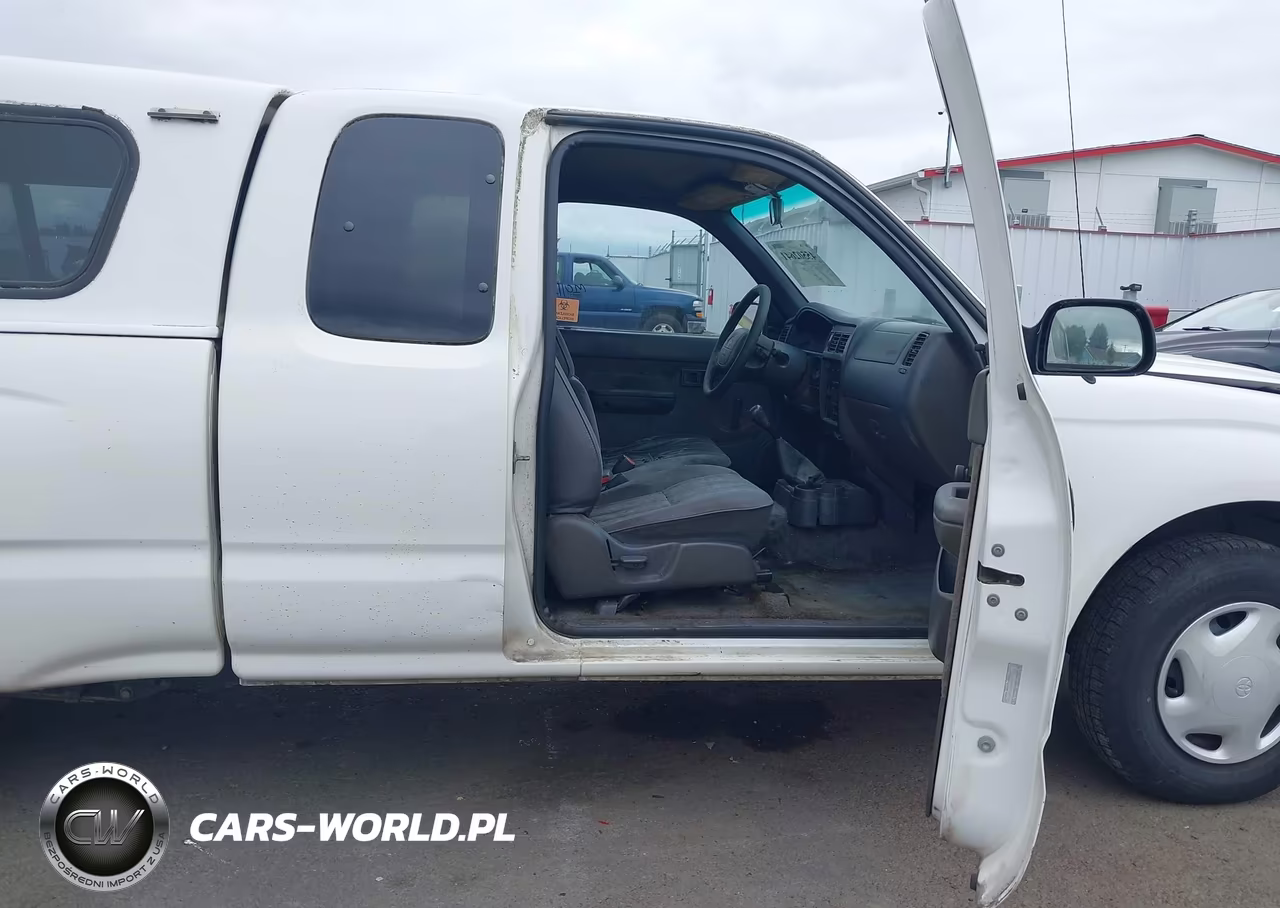 2000 Toyota Tacoma VIN:5TEVL52N8YZ711511 - 5