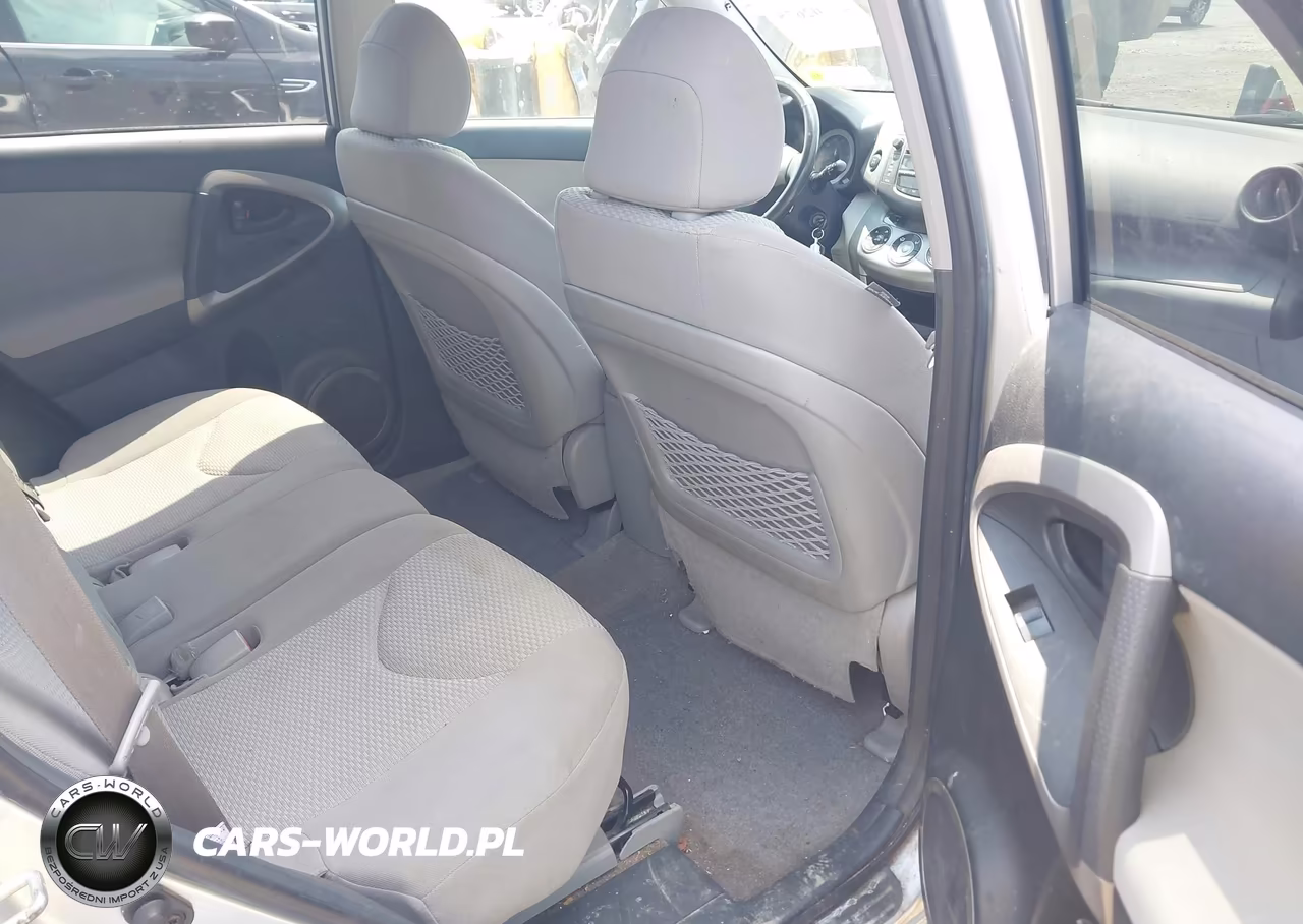 2006 Toyota Rav4 Limited VIN:JTMBD31VX65007588 - 8