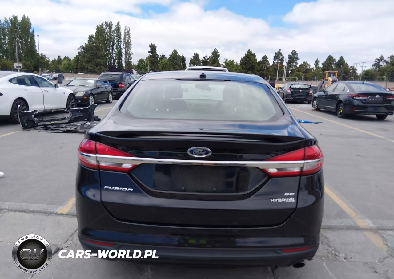2018 Ford Fusion Hybrid Se VIN:3FA6P0LU1JR137525 - 18