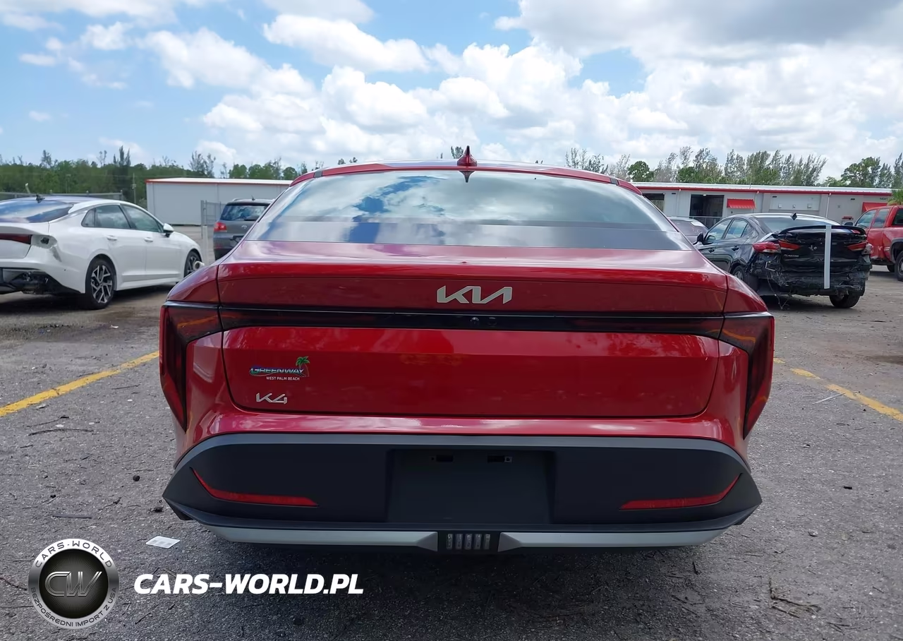 2025 Kia K4 Lxs VIN:3KPFT4DE8SE218518 - 16