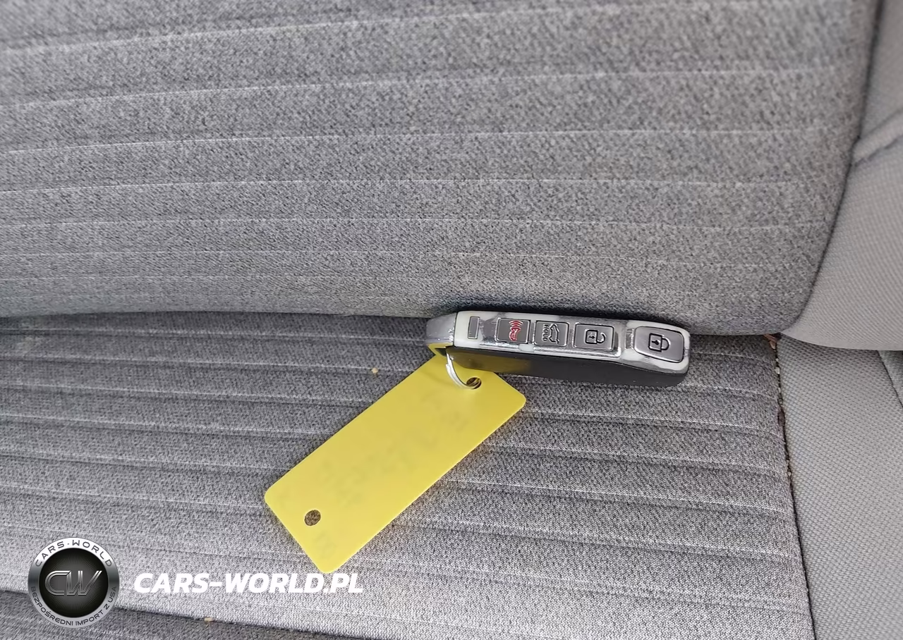 2022 Kia Soul S VIN:KNDJ23AU0N7801723 - 11
