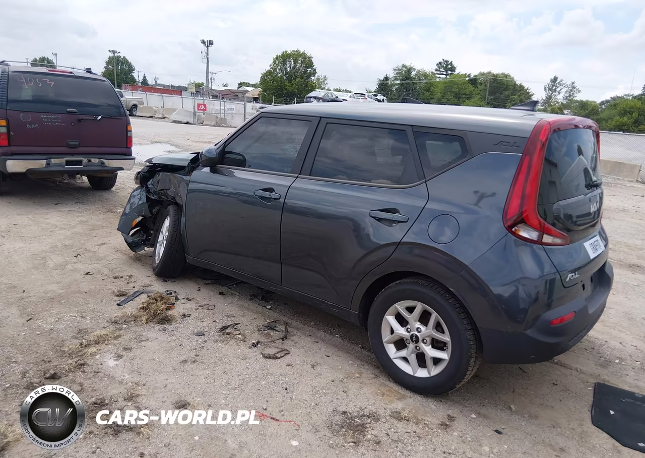 2022 Kia Soul S VIN:KNDJ23AU0N7801723 - 3