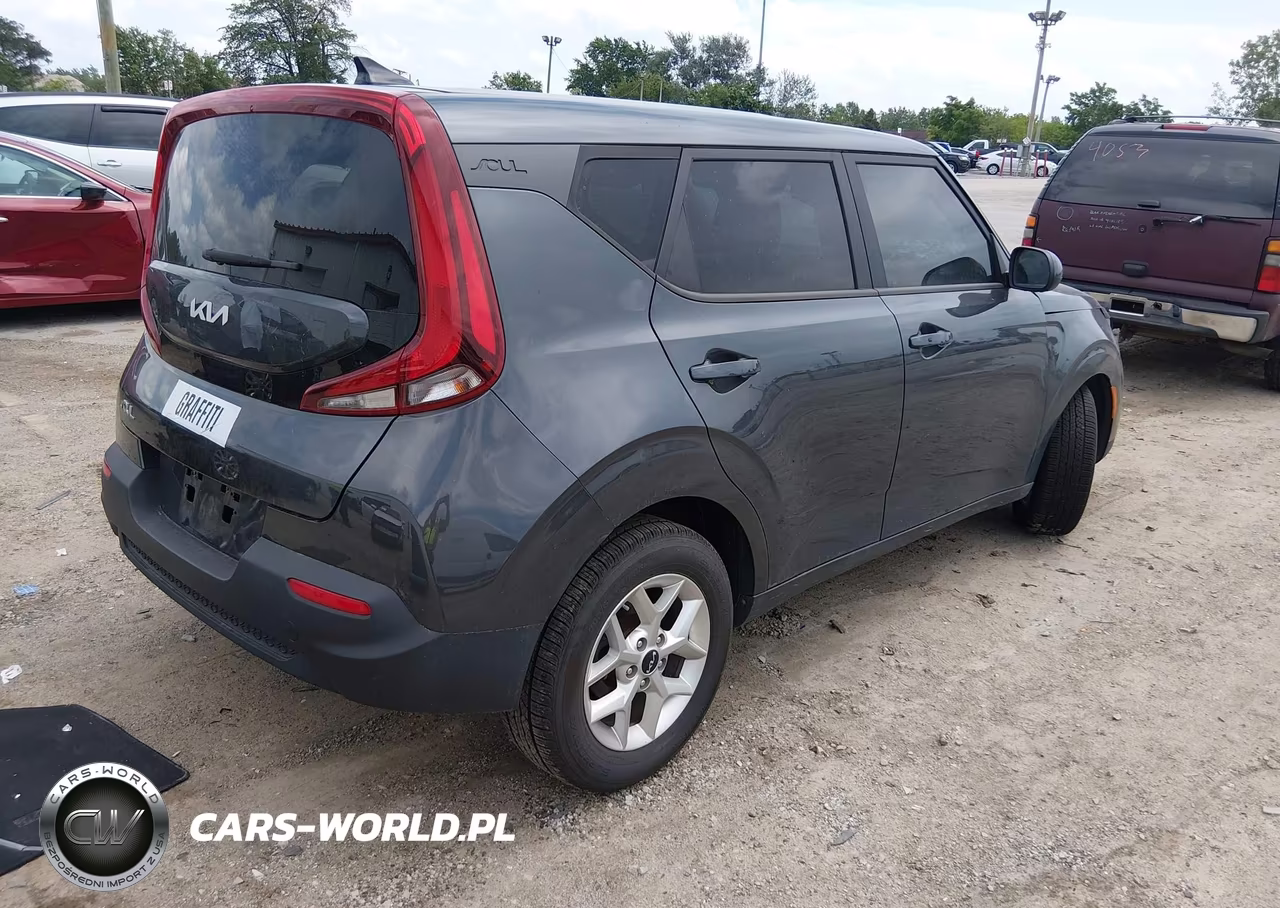 2022 Kia Soul S VIN:KNDJ23AU0N7801723 - 4