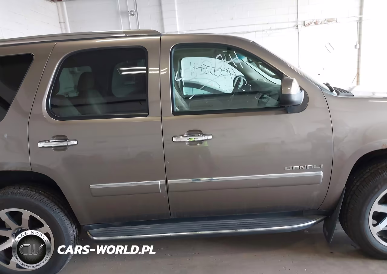 2011 GMC Yukon Denali VIN:1GKS2EEF0BR294970 - 13