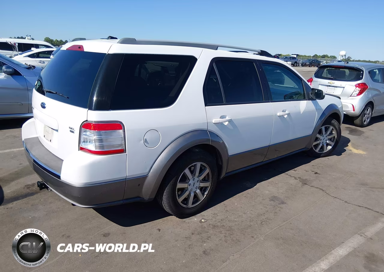 2008 Ford Taurus X Sel VIN:1FMDK05W28GA33170 - 4