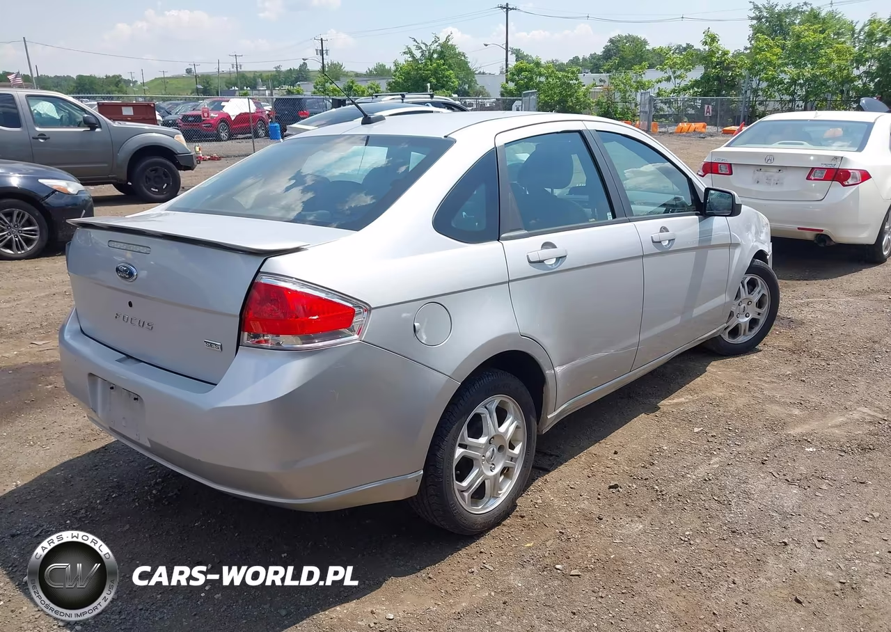 2009 Ford Focus Ses VIN:1FAHP36N39W233910 - 4