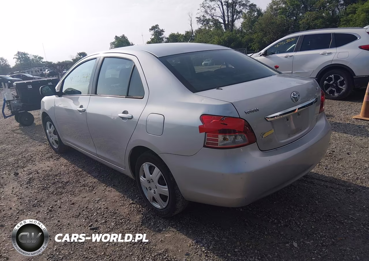 2010 Toyota Yaris VIN:JTDBT4K35A4066696 - 3