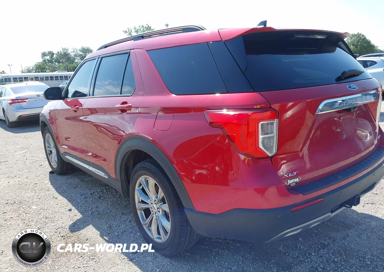 2022 Ford Explorer Xlt VIN:1FMSK8DH1NGC37995 - 3