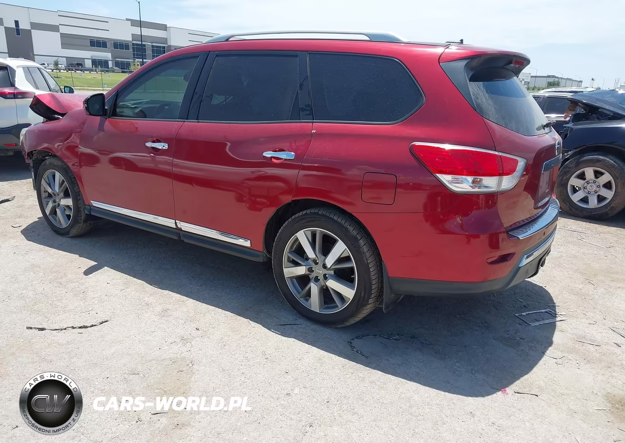 2015 Nissan Pathfinder Platinum VIN:5N1AR2MM2FC608608 - 3