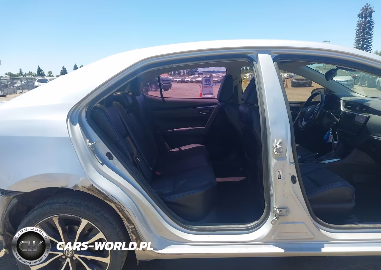 2017 Toyota Corolla Se VIN:5YFBURHE1HP698721 - 18