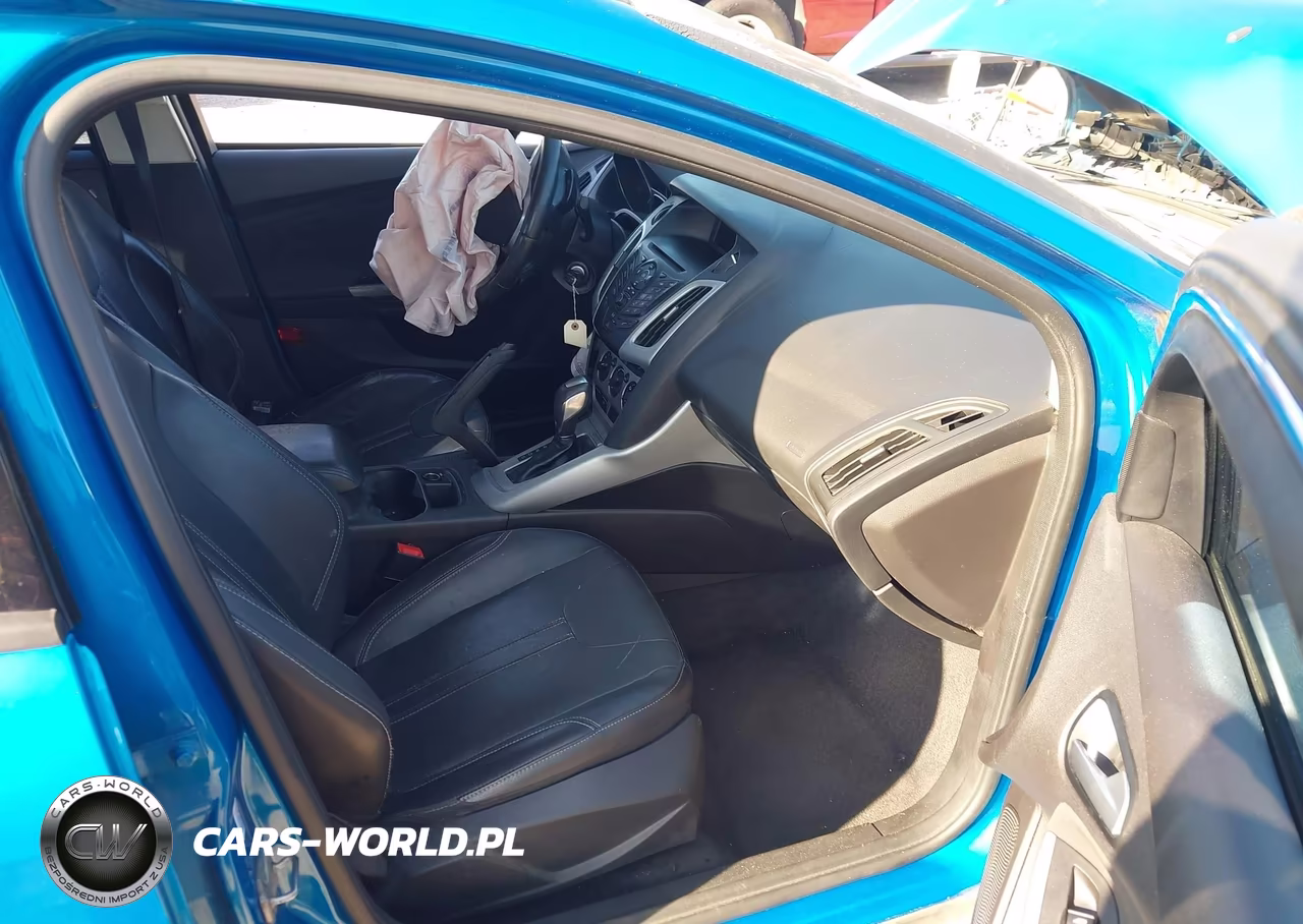 2013 Ford Focus Se VIN:1FADP3F27DL359699 - 5