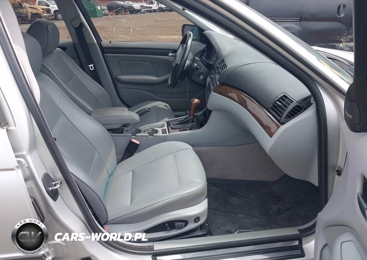 2004 BMW 330Xi VIN:WBAEW53434PN34202 - 5