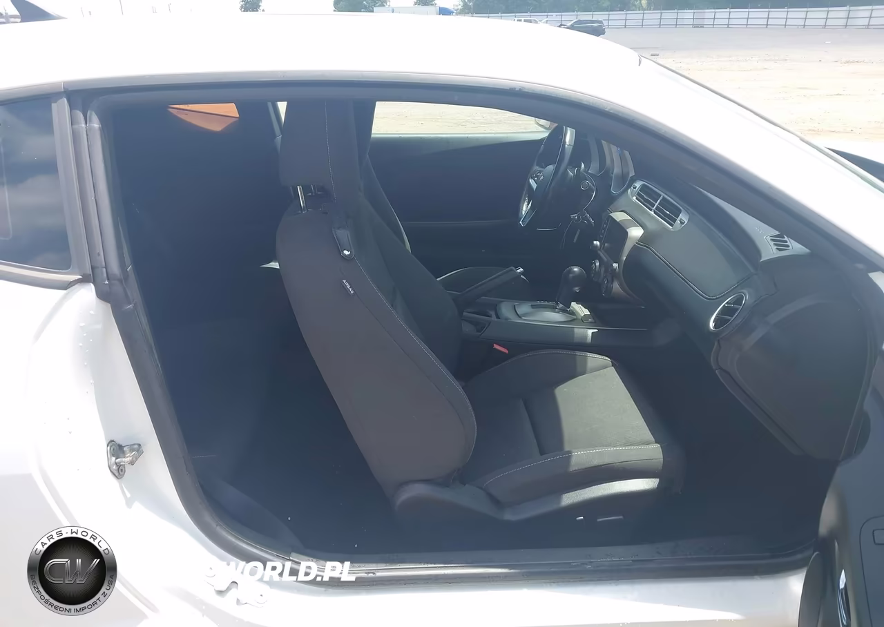 2014 Chevrolet Camaro 1Lt VIN:2G1FB1E34E9269900 - 5