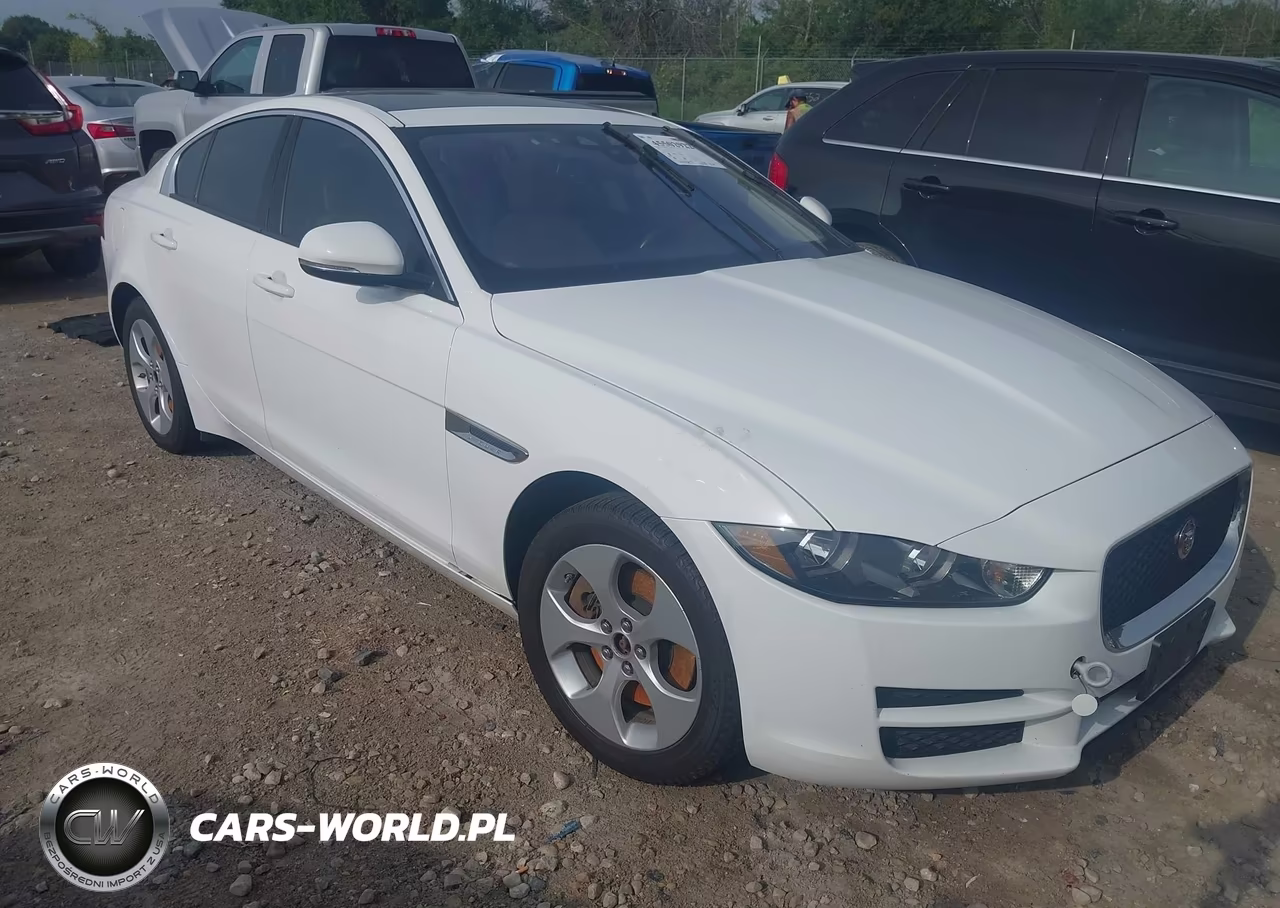 2017 Jaguar Xe 20D – zdjęcie 1 z 12