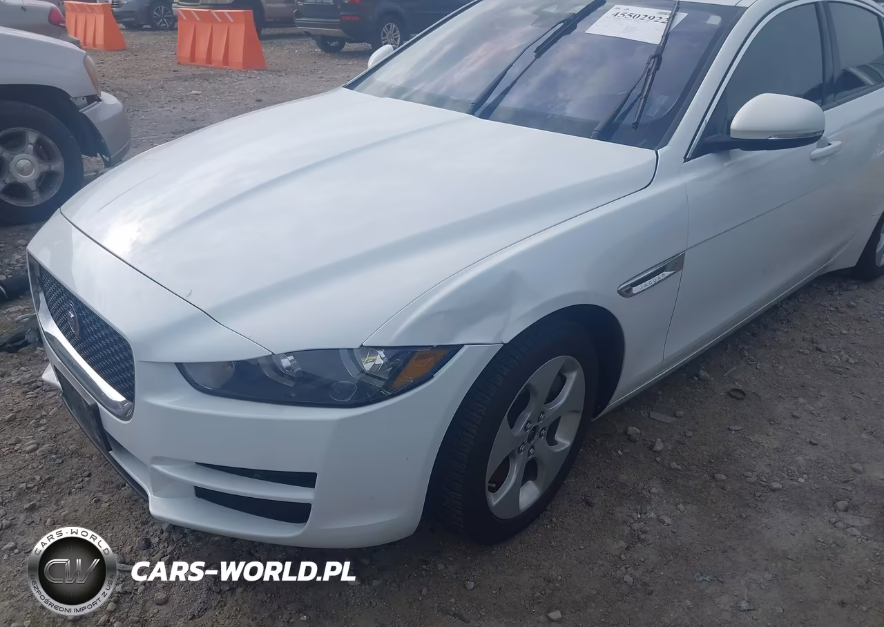 2017 Jaguar Xe 20D VIN:SAJAS4BN7HA976637 - 6