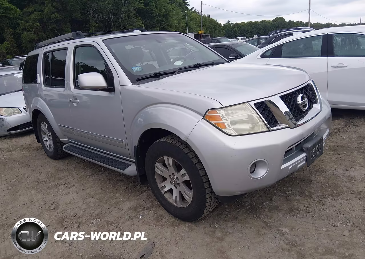 2011 Nissan Pathfinder Silver