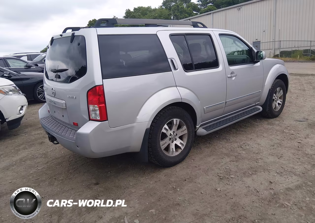 2011 Nissan Pathfinder Silver VIN:5N1AR1NB5BC605106 - 4