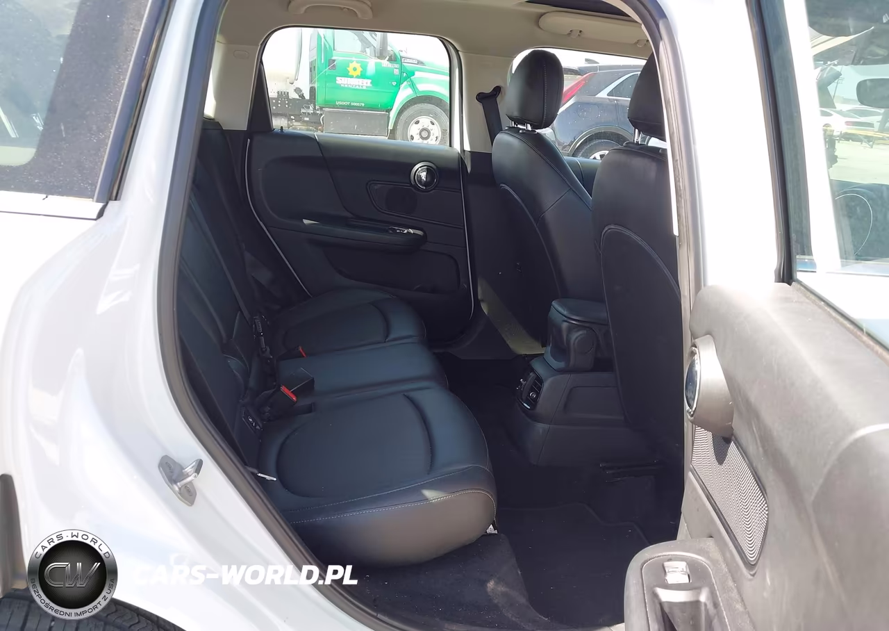 2018 Mini Countryman Cooper VIN:WMZYS7C39J3E07443 - 8