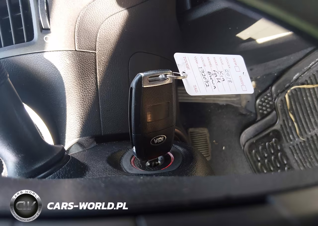 2018 Kia Forte Lx VIN:3KPFL4A79JE172072 - 11
