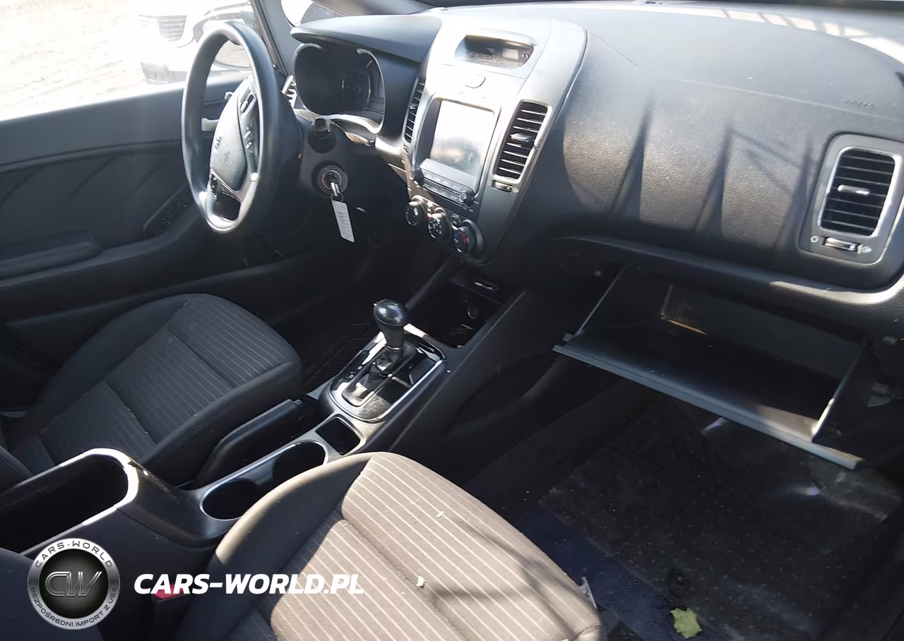 2018 Kia Forte Lx VIN:3KPFL4A79JE172072 - 5