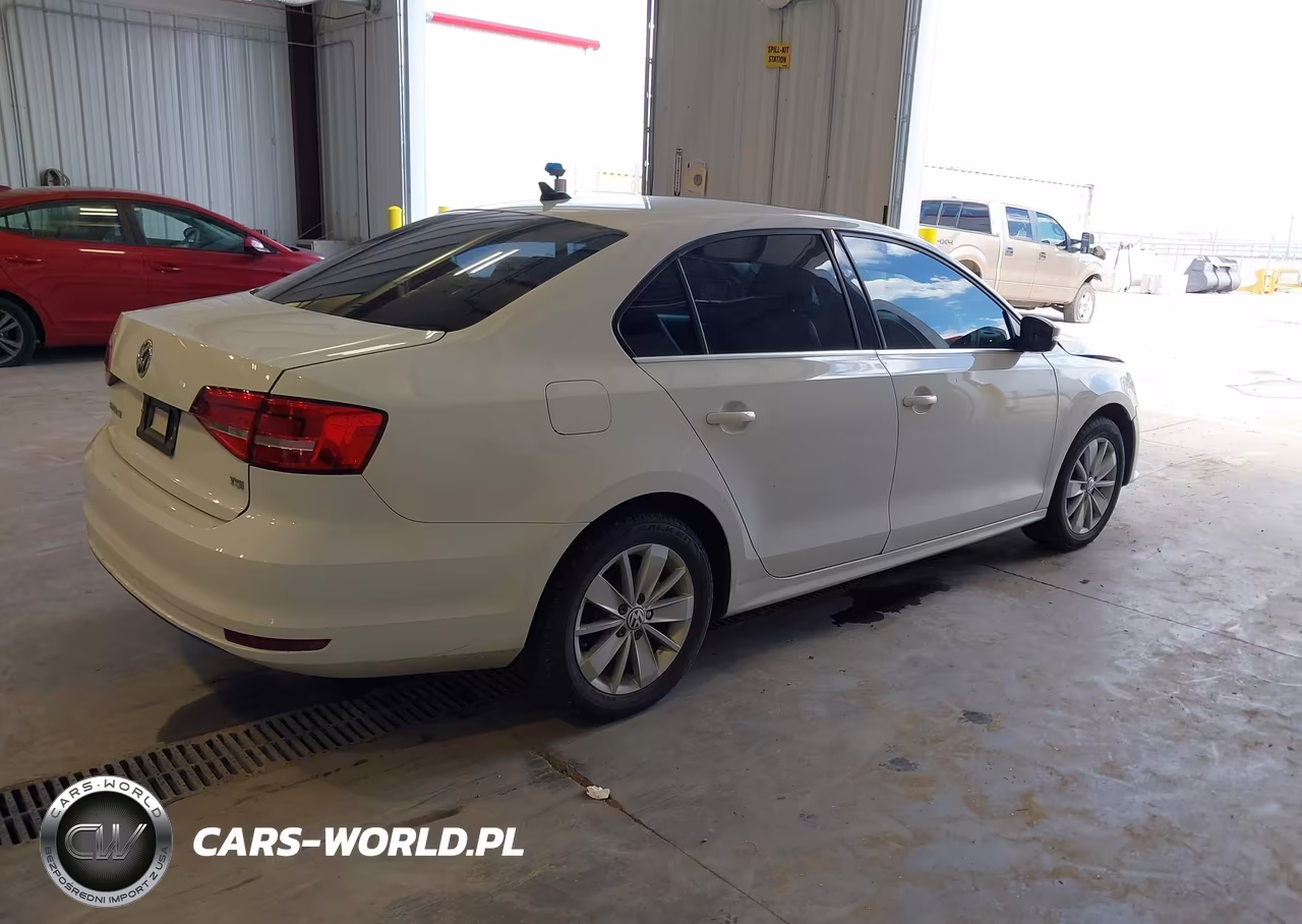 2015 Volkswagen Jetta 1.8T Se VIN:3VWD17AJ4FM406218 - 4