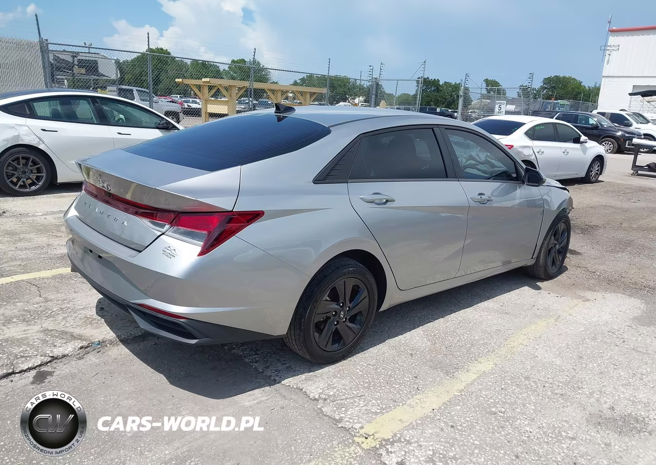 2023 Hyundai Elantra Sel VIN:5NPLM4AG3PH100322 - 4
