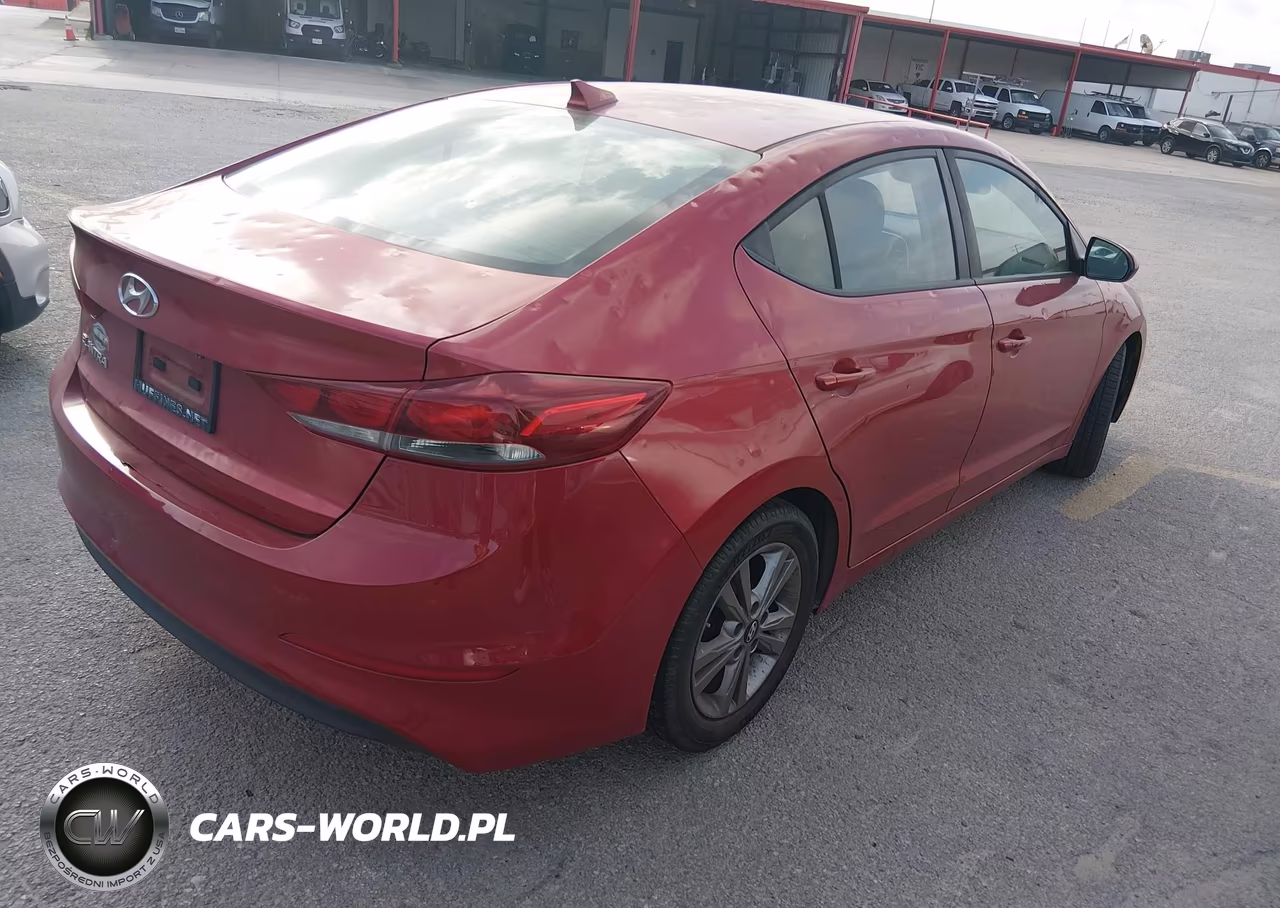 2017 Hyundai Elantra Value Edition VIN:5NPD84LF7HH136660 - 4