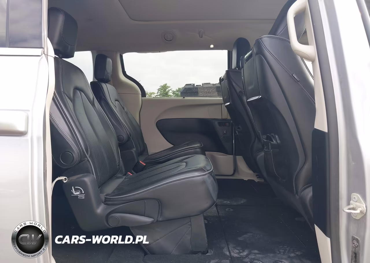 2019 Chrysler Pacifica Limited VIN:2C4RC1GG0KR604020 - 8